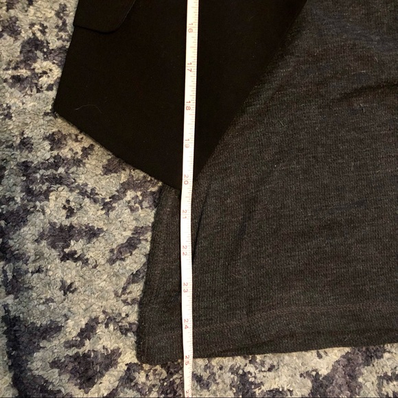 2010s Black Blazer 3/4 Sleeve - Picture 12 of 14